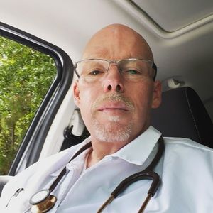 Meet your Posher, Jonathan